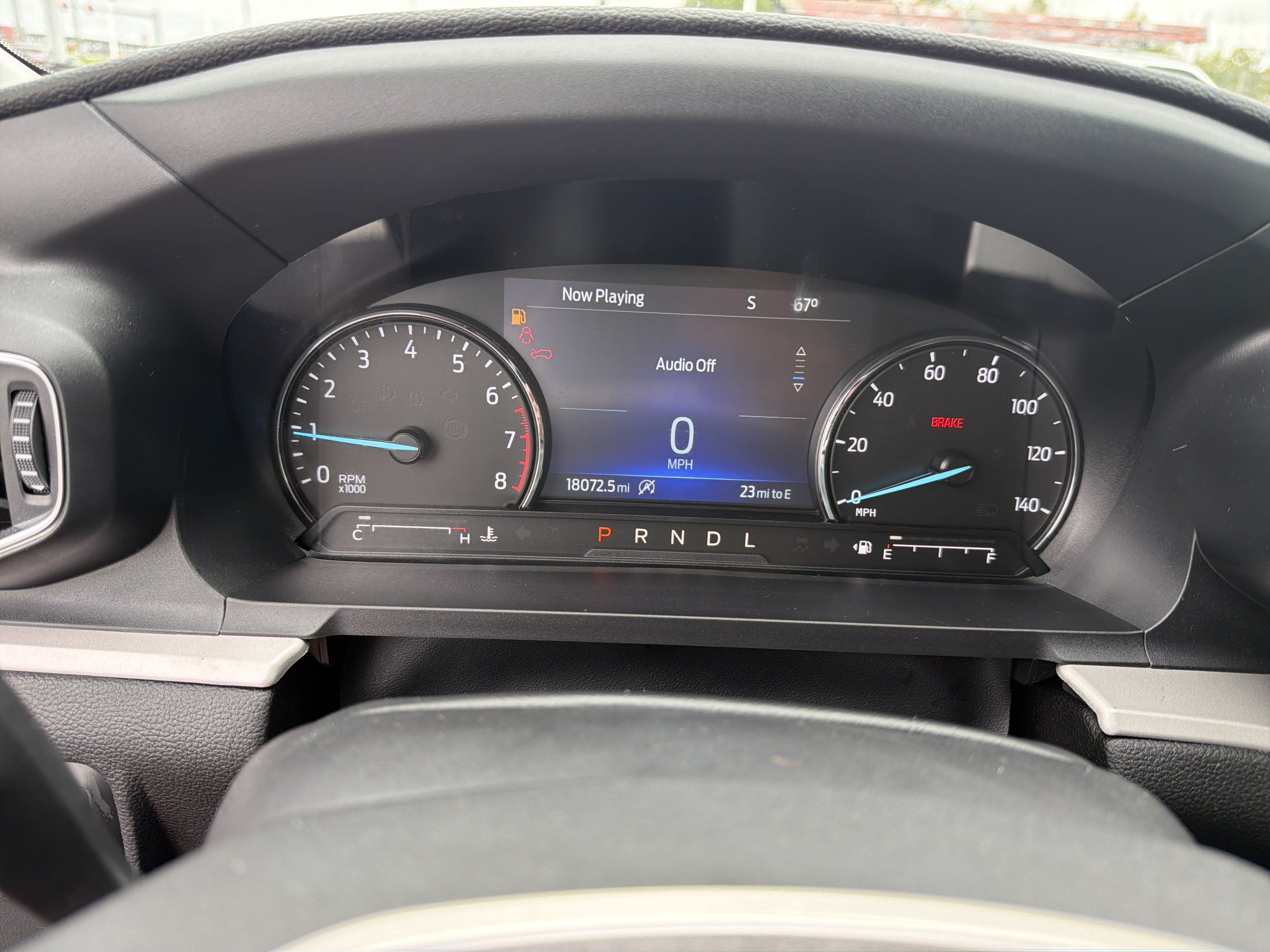 Used 2024 Ford Explorer XLT w/ Equipment Group 202A AWD/4WD image 32