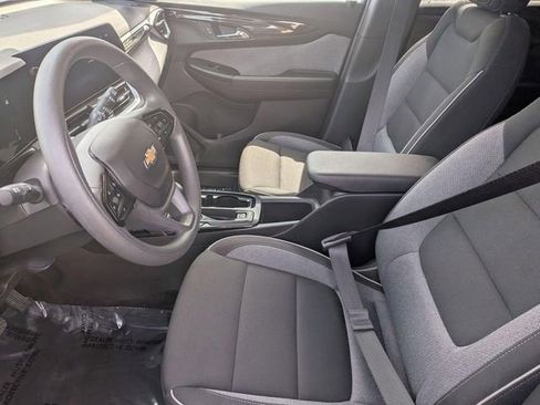 Used 2025 Chevrolet TrailBlazer LT FWD image 12