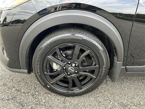 Certified 2024 Nissan Kicks SR image 10