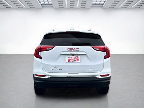 Used 2021 GMC Terrain SLT image 5