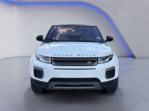 Used 2016 Land Rover Range Rover Evoque SE image 3