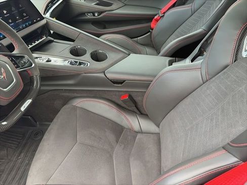 Used 2026 Chevrolet Corvette Z06 w/ Stealth Interior Trim Package RWD image 10