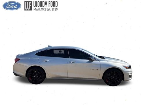 Used 2021 Chevrolet Malibu LT w/ Redline Edition image 26