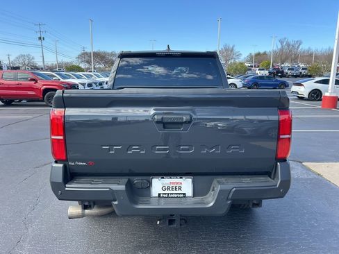 Used 2025 Toyota Tacoma SR w/ SR Upgrade Package image 16