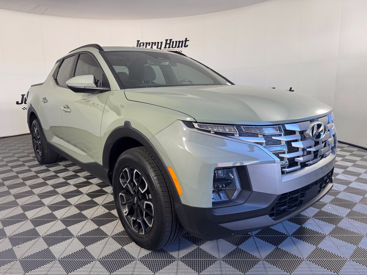 Used 2023 Hyundai Santa Cruz SEL Premium AWD/4WD image 5
