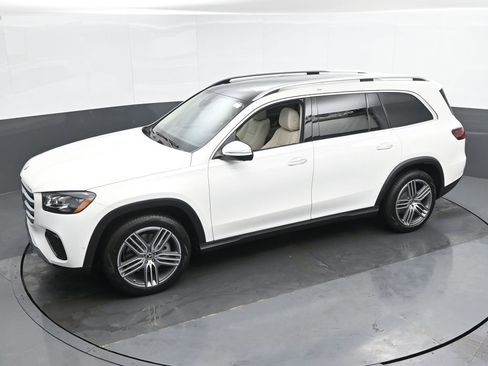 New 2025 Mercedes-Benz GLS 450 4MATIC image 38