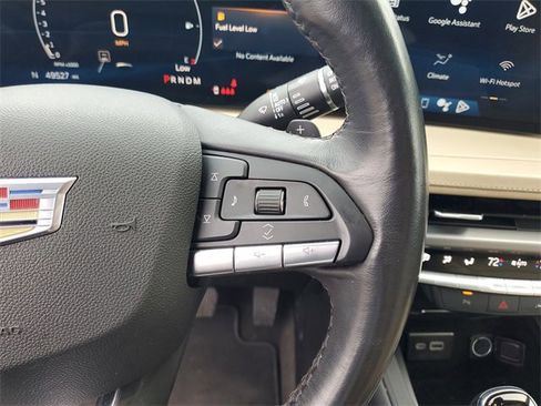Used 2024 Cadillac XT4 Premium Luxury image 19