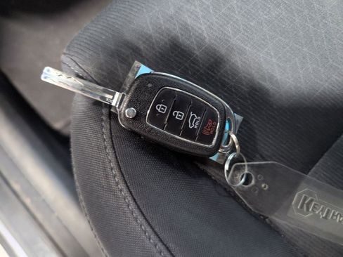 Used 2016 Hyundai Tucson SE w/ Option Group 02 image 32