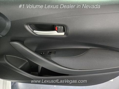 Used 2021 Toyota Corolla LE w/ LE Convenience Package FWD image 24