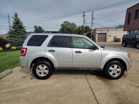 Used 2009 Ford Escape XLT FWD image 7