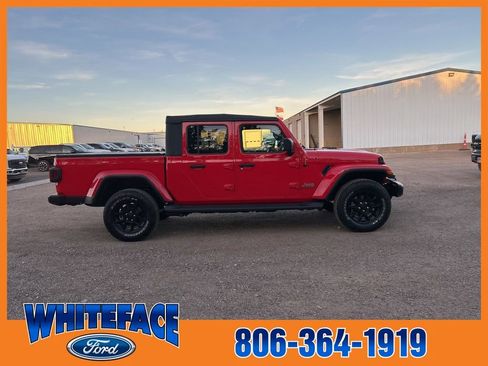 Used 2023 Jeep Gladiator Overland image 8
