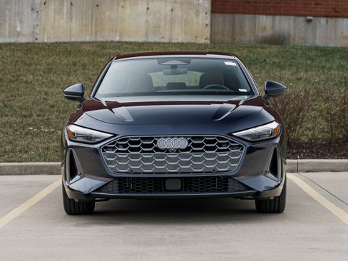 Used 2025 Audi A5 2.0T Premium w/ Convenience Package image 31