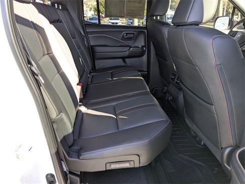 Certified 2025 Honda Ridgeline TrailSport image 40