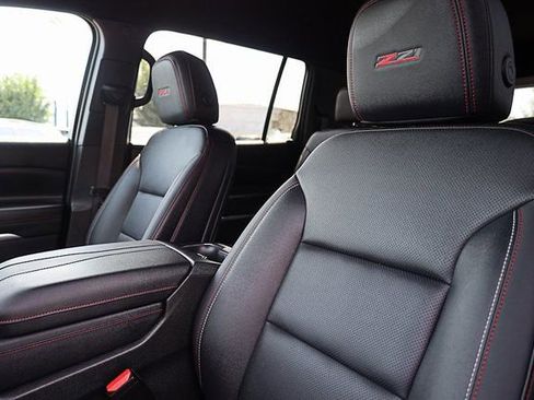 Used 2024 Chevrolet Traverse Z71 image 19