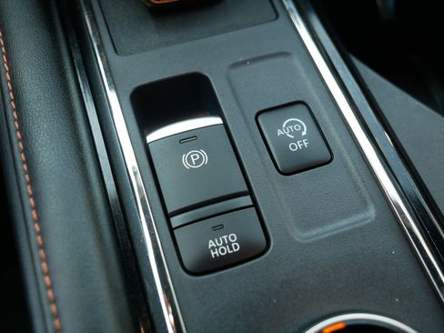 Certified 2024 Nissan Pathfinder Rock Creek image 32