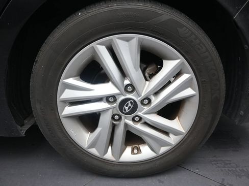 Used 2020 Hyundai Elantra SEL w/ Cargo Package (C1) FWD image 10
