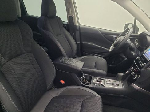 Used 2022 Subaru Forester Premium AWD/4WD image 21