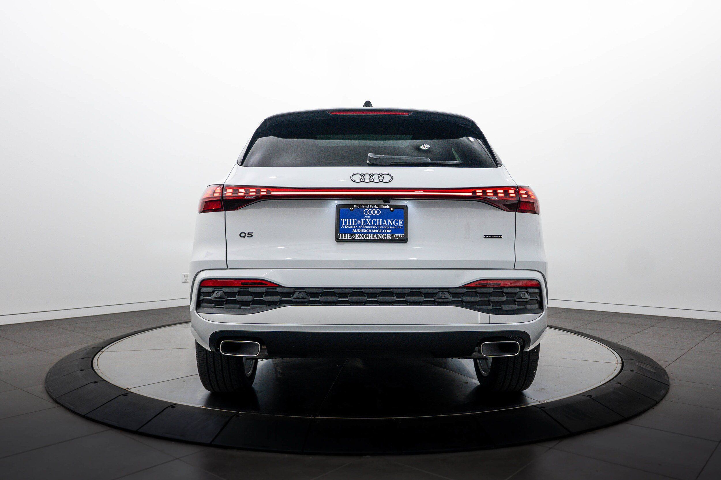 Used 2025 Audi Q5 Premium Plus AWD/4WD image 21