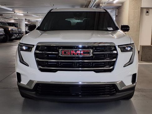 New 2026 GMC Acadia Elevation FWD image 2