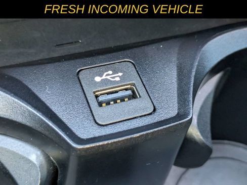 Used 2024 BMW 330i Sedan w/ Convenience Package RWD image 20