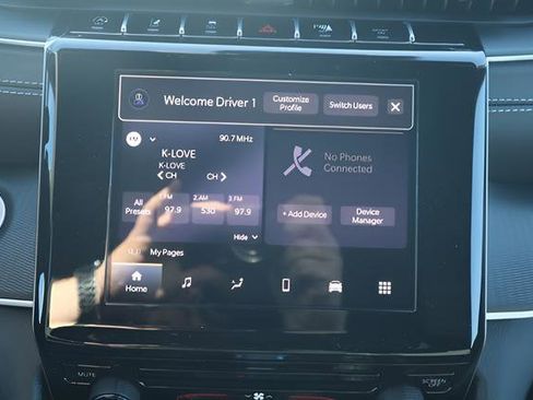 New 2025 Jeep Grand Cherokee Laredo image 18