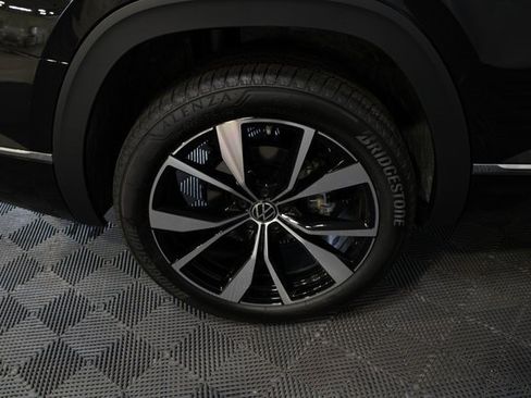New 2026 Volkswagen Atlas SEL Premium R-Line image 23