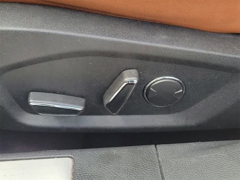 Used 2019 Ford Fusion Titanium image 21