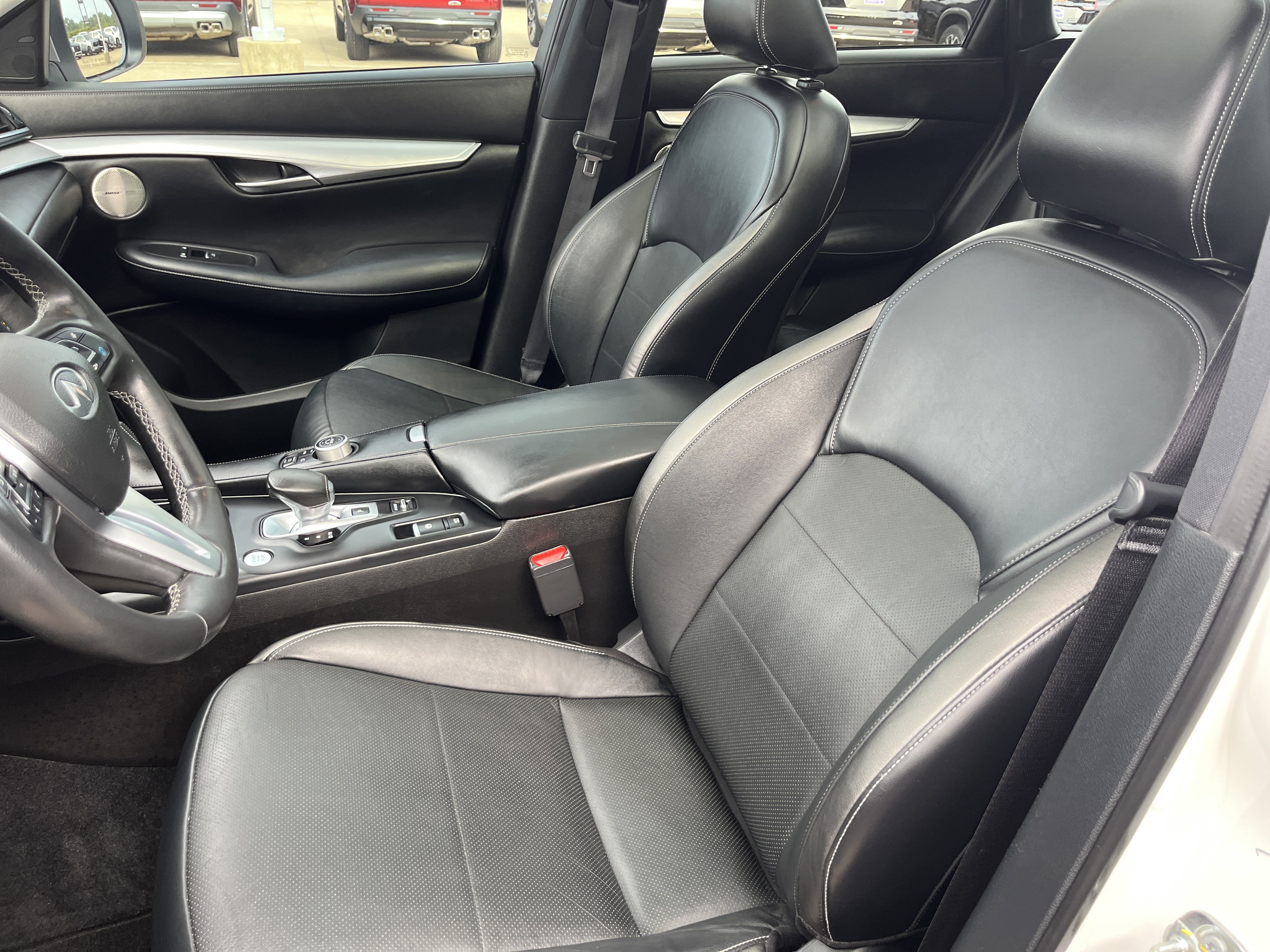 Used 2022 INFINITI QX50 Essential FWD image 11