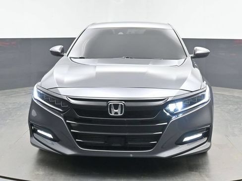 Used 2019 Honda Accord Sport image 3