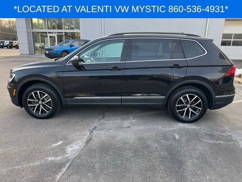 Certified 2021 Volkswagen Tiguan SE w/ Panoramic Sunroof Package image 8
