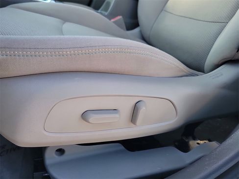 Used 2016 Chevrolet Cruze LT w/ Sun And Sound Package image 14