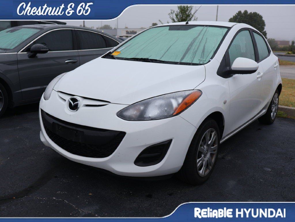 Used 2014 MAZDA MAZDA2 Sport FWD image 11