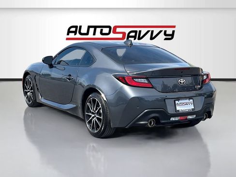 Used 2024 Toyota GR86 image 5