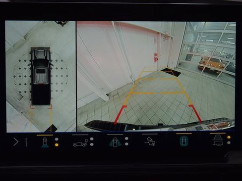 Used 2024 Chevrolet Silverado 2500 High Country w/ High Country Premium Package image 58