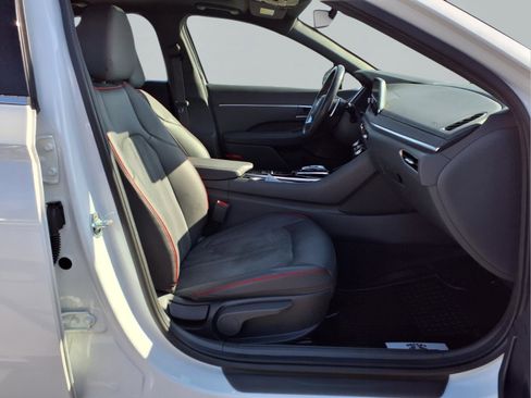 Used 2022 Hyundai Sonata SEL Plus image 16