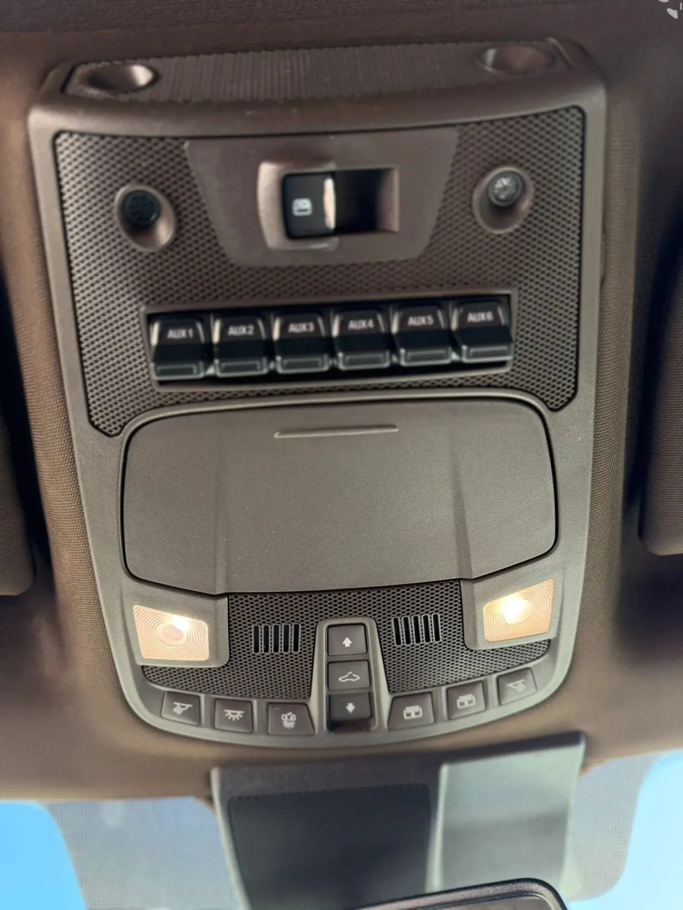 Used 2020 Ford F350 King Ranch w/ King Ranch Ultimate Package AWD/4WD image 26