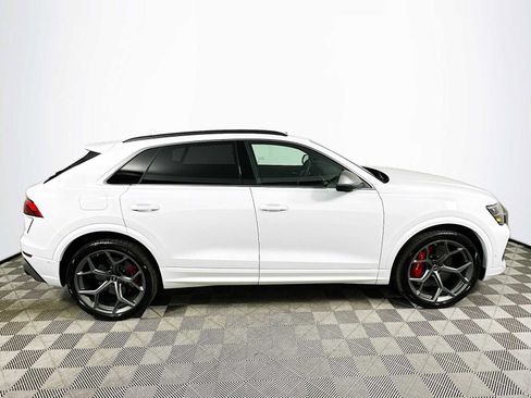 New 2025 Audi RS Q8 performance image 8