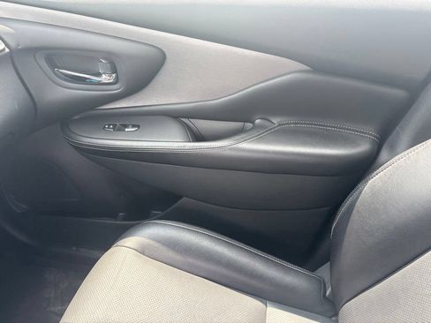 Used 2023 Nissan Murano SL AWD/4WD image 27