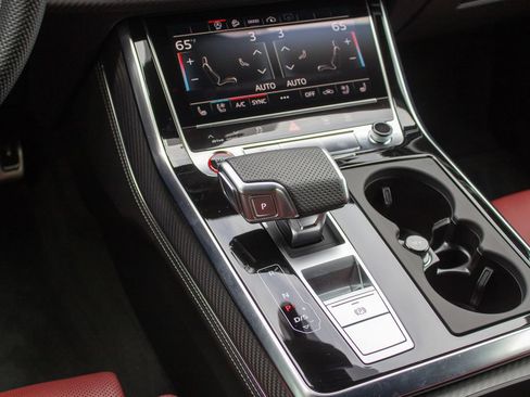 Used 2024 Audi SQ8 Premium Plus AWD/4WD image 21