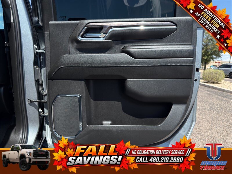 Used 2024 Chevrolet Silverado 2500 LTZ w/ LTZ Convenience Package AWD/4WD image 27