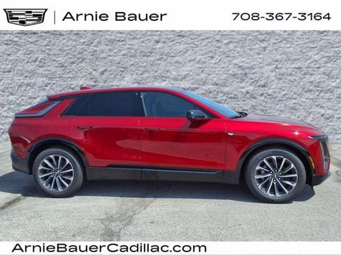 New 2025 Cadillac Lyriq Sport image 4