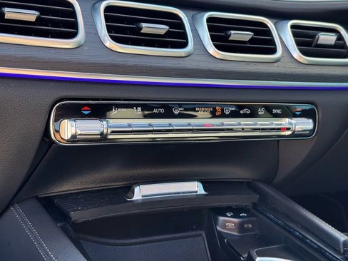 Certified 2022 Mercedes-Benz GLE 350 4MATIC image 33