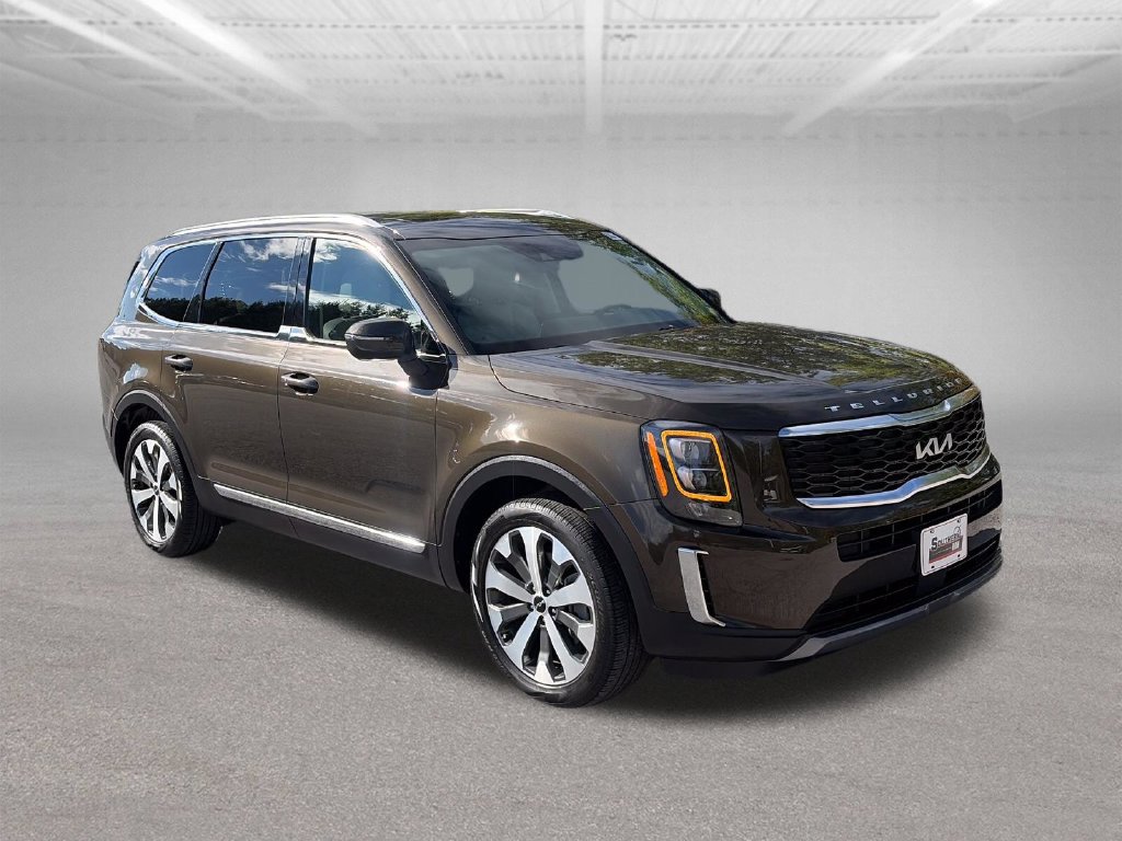 Used 2022 Kia Telluride EX w/ EX Premium Package FWD image 8
