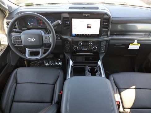 New 2025 Ford F550 4x4 Crew Cab Super Duty image 14