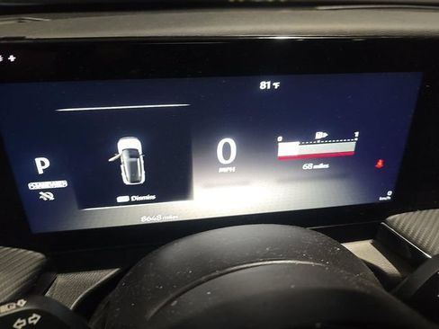 Used 2025 Nissan Kicks SR FWD image 2