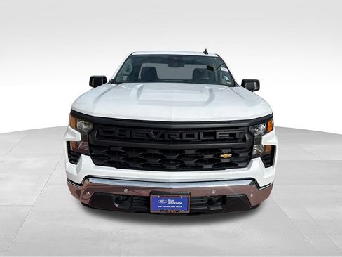 Used 2026 Chevrolet Silverado 1500 W/T w/ WT Safety Package RWD image 2