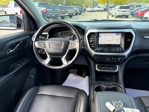 Used 2021 GMC Acadia SLT w/ Elevation Edition AWD/4WD image 11