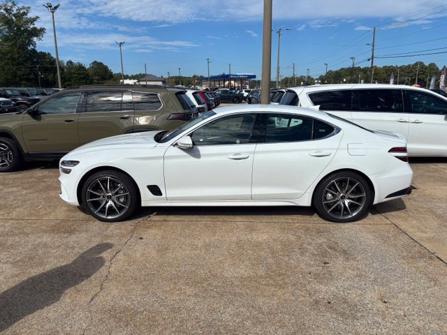 Used 2026 Genesis G70 2.5T AWD/4WD image 9