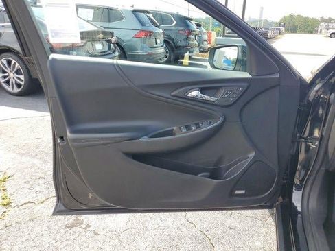 Used 2024 Chevrolet Malibu LT FWD image 18