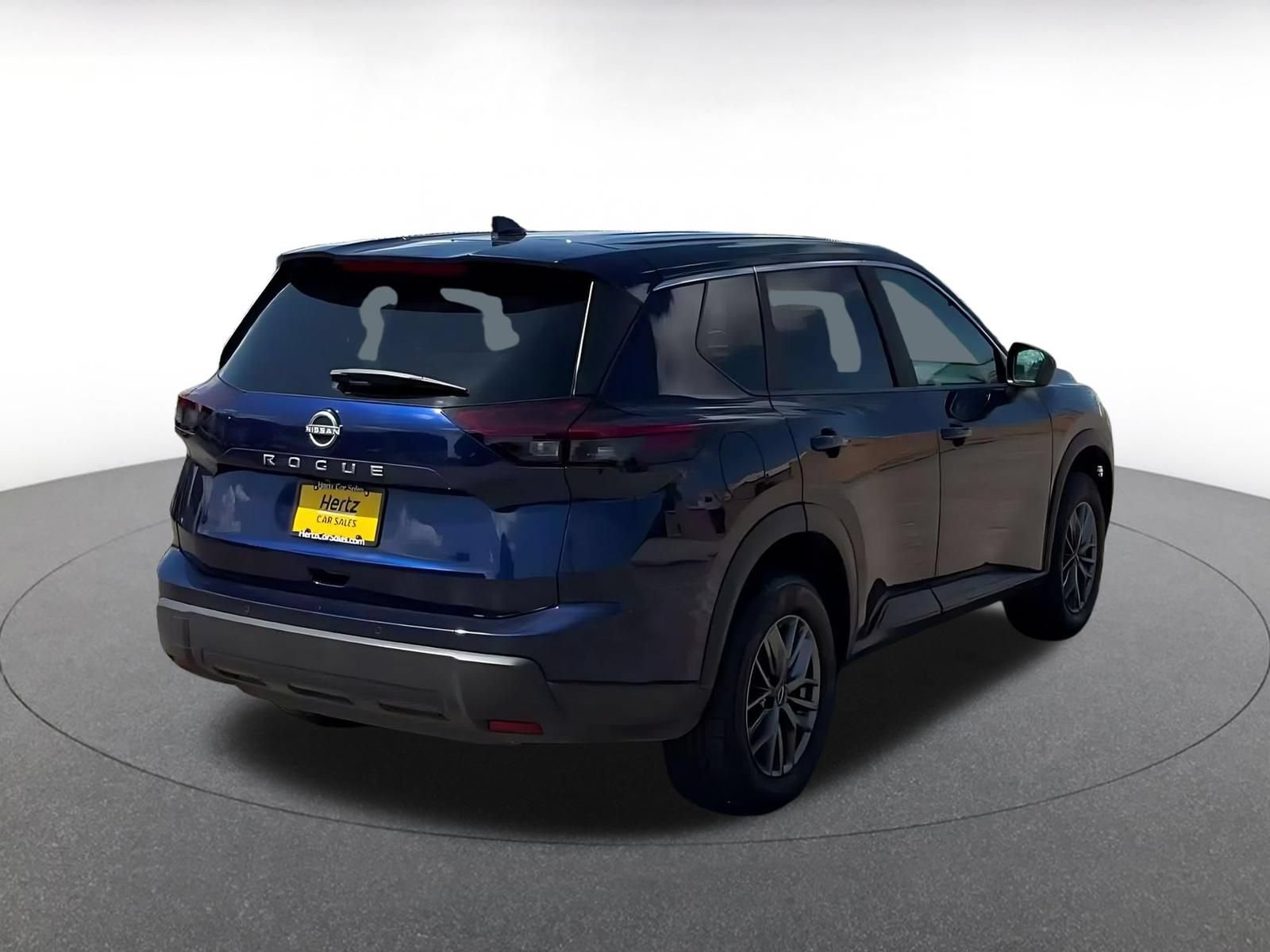 Used 2026 Nissan Rogue SV FWD image 14